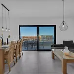 Luxury Apartment Lotus